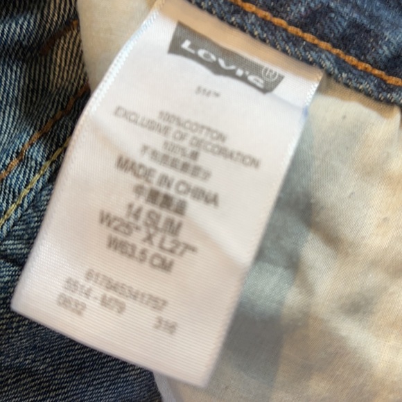 Levi’s - Picture 4 of 5